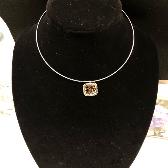 Lia Sophia Jewelry - 🌼 Lia Sophia Necklace